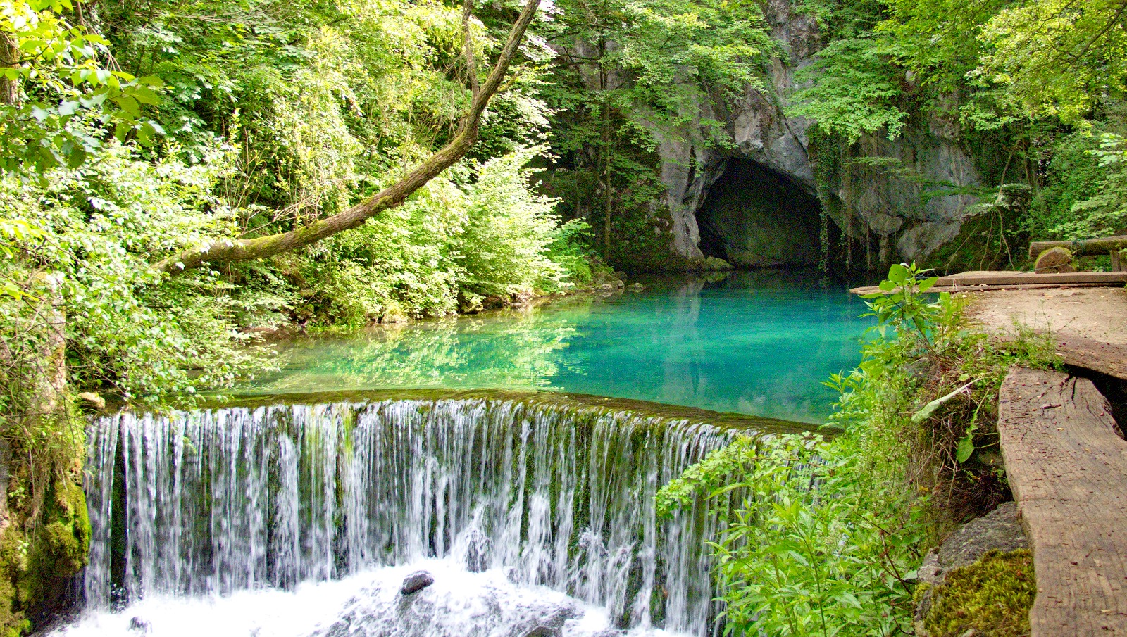 manastiri-vrela-braniceva-homolja